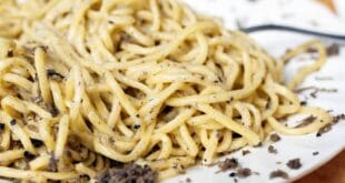 strangozzi-al-tartufo-nero-ricetta-umbriastrangozzi-al-tartufo-nero-ricetta-umbria